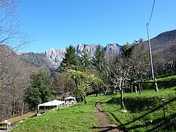 Ideale Arbeitsplätze auf den weitläufigen Terrassen am Campo