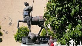 Discovery at a walk through Pietrasanta: Centaur from Igor Mitoraj